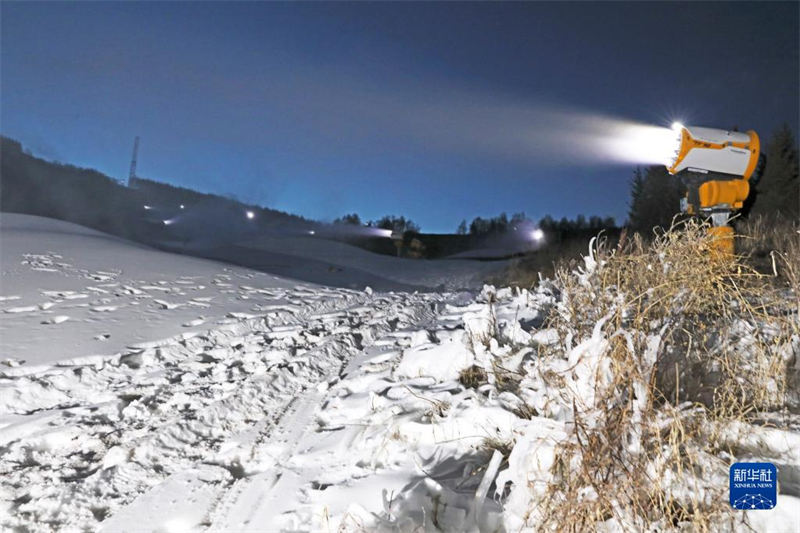 Beijing 2022: locais de competição em Chongli se ocupam com produção de neve  