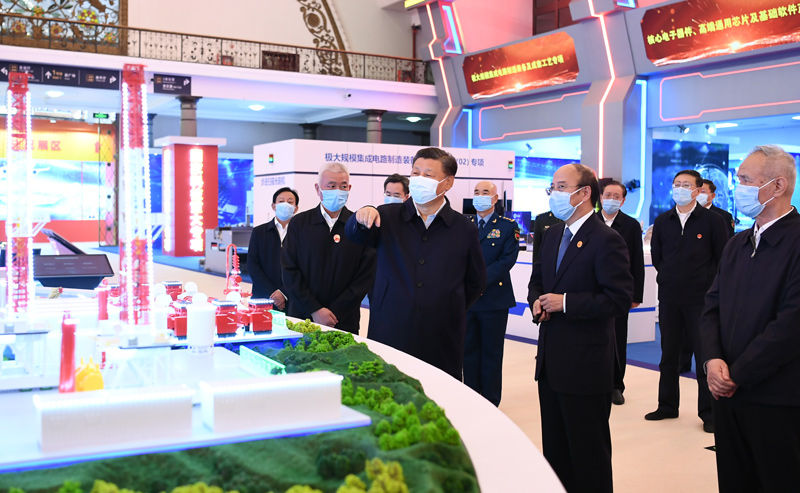 Xi pede construção da força chinesa em ciência e tecnologia