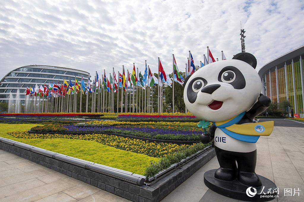 Shanghai prestes a sediar a 4ª Exposição Internacional de Importação da China