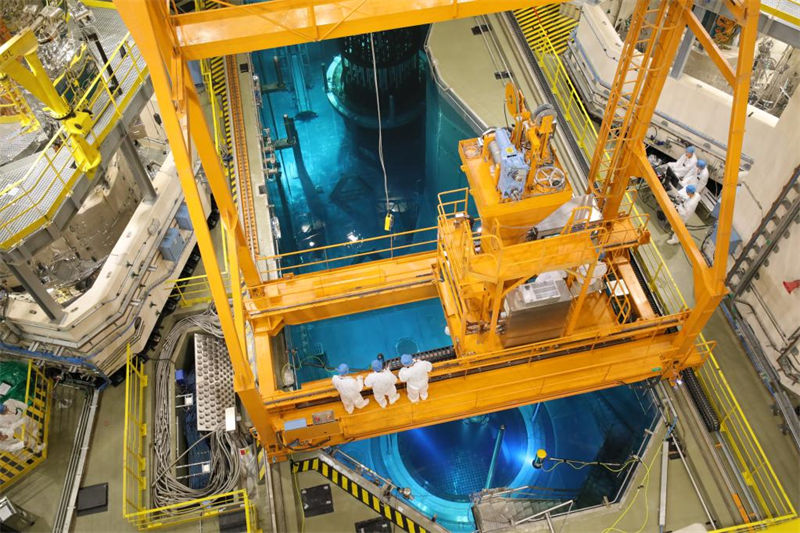 China carrega combustível em unidade nuclear equipada com reator projetado domesticamente