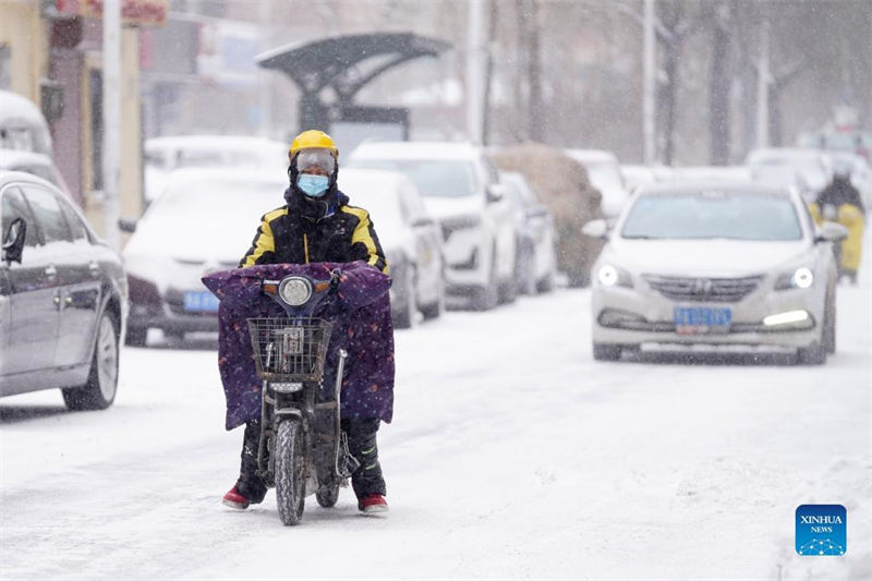 Forte nevasca atinge nordeste da China