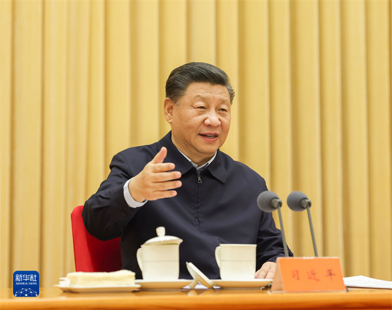 Xi Jinping enfatiza desenvolvimento de religiões no contexto chinês