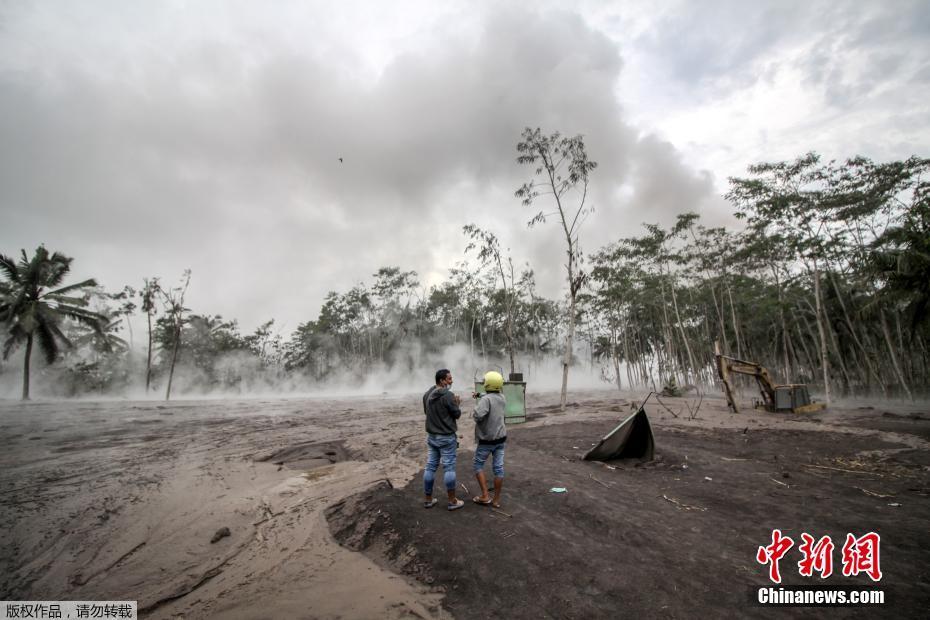 Indonésia: erupção do vulcão Semeru deixa dezenas de mortos e feridos