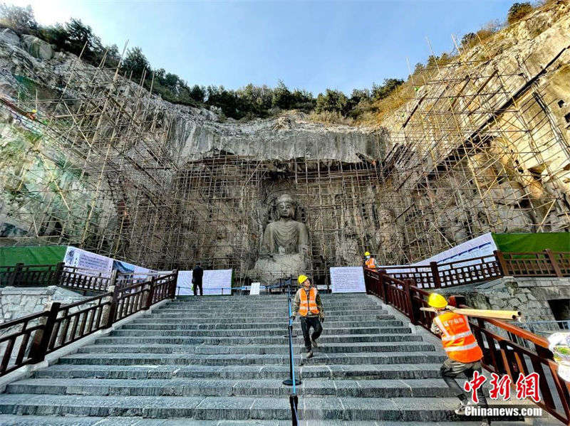 Iniciado projeto de restauro do Templo Fengxian, nas Grutas de Longmen  