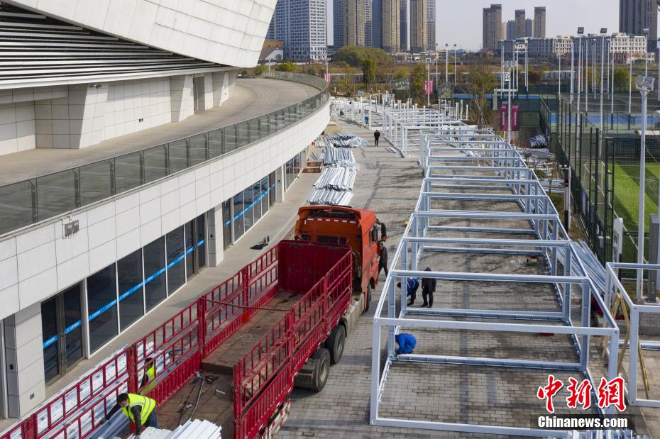 Zhejiang: construção de isolamento temporário está em andamento  