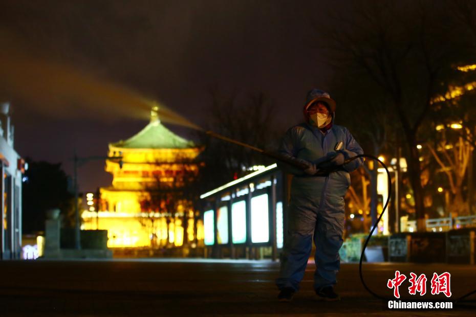 Xi'an lança campanha de desinfeção em toda a cidade