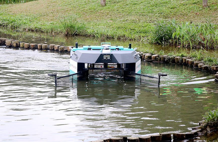 China: primeiro barco de limpeza não tripulado de Hainan inicia testes