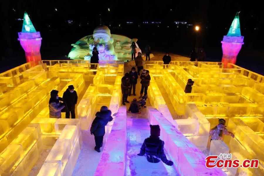 Feira de lanternas de gelo de Harbin abre gratuitamente ao público