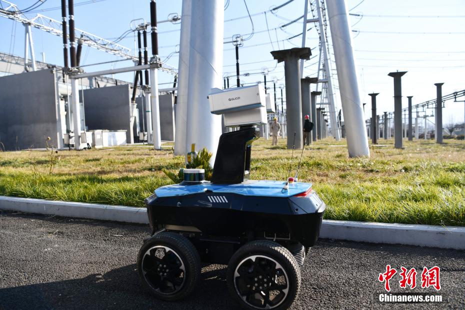 Sichuan: subestação de 500 kV operada por robôs inteligentes  
