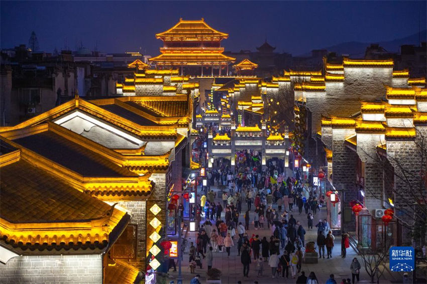 China registra 251 milhões de viagens de turismo doméstico durante férias do Festival da Primavera de 2022