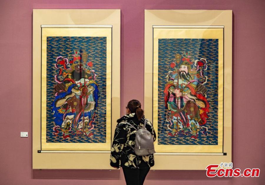 Exposição de artesanato tradicional chinês é inaugurada em Beijing