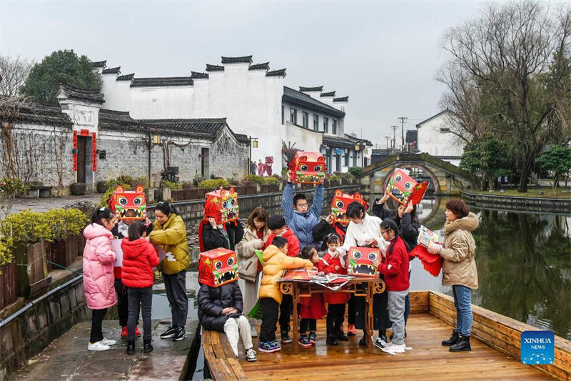China realiza vários eventos para celebrar o próximo Festival das Lanternas