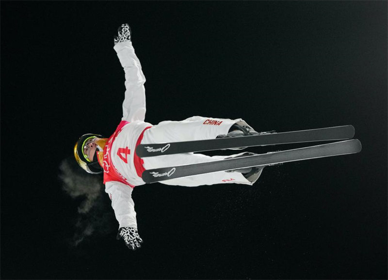 Beijing 2022: Qi da China ganha ouro nos aéreos masculinos de esqui estilo livre