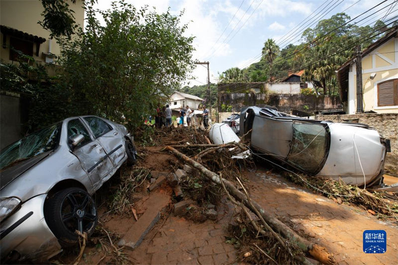 Brasil: número de mortes por chuvas fortes no Rio de Janeiro sobe para 78