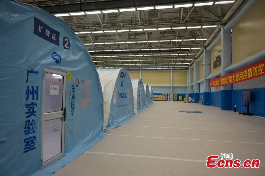 Hong Kong: laboratórios móveis entram em operação para realização de testes em massa de Covid-19