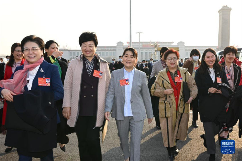 Legislatura nacional da China realiza 2ª reunião plenária de sessão anual