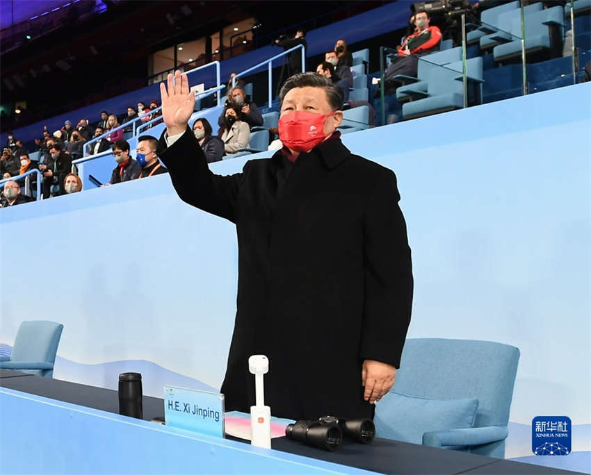 Xi Jinping participa da cerimônia de encerramento dos Jogos Paralímpicos de Inverno de Beijing