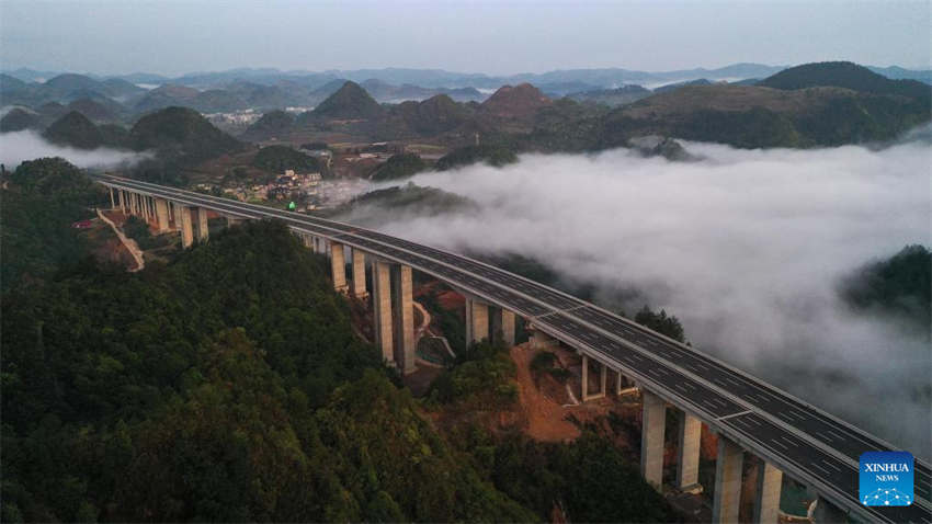 Construção da linha principal da rodovia Guiyang-Huangping entra na fase final
