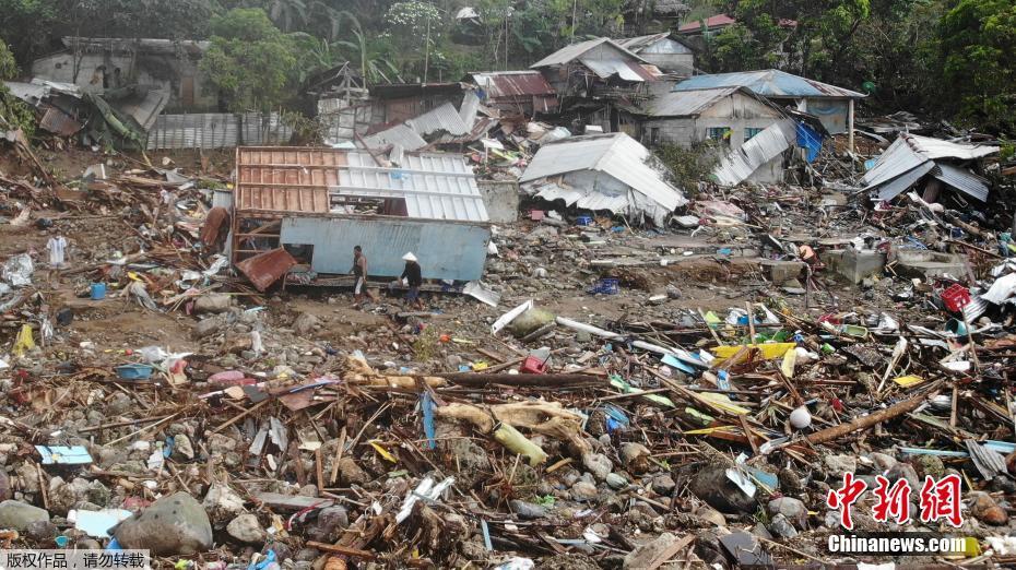 Tempestade Tropical Megi causa centenas mortes nas Filipinas