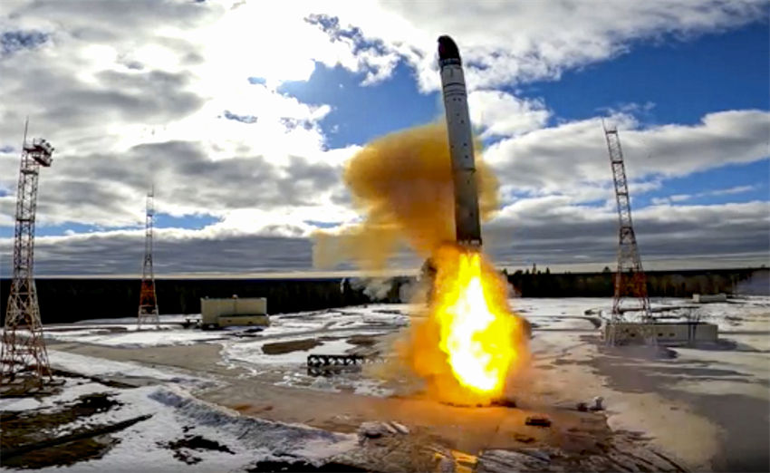 Rússia anuncia lançamento bem sucedido do teste de míssil balístico intercontinental Sarmat
