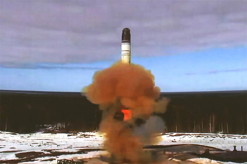 Rússia anuncia lançamento bem sucedido do teste de míssil balístico intercontinental Sarmat