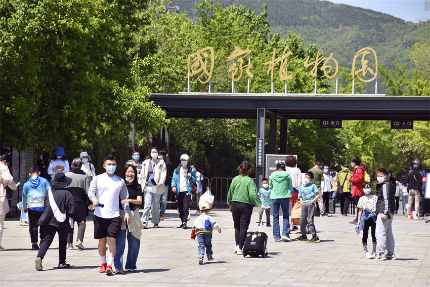 China registra 160 milhões de viagens turísticas domésticas durante o feriado do Dia do Trabalho