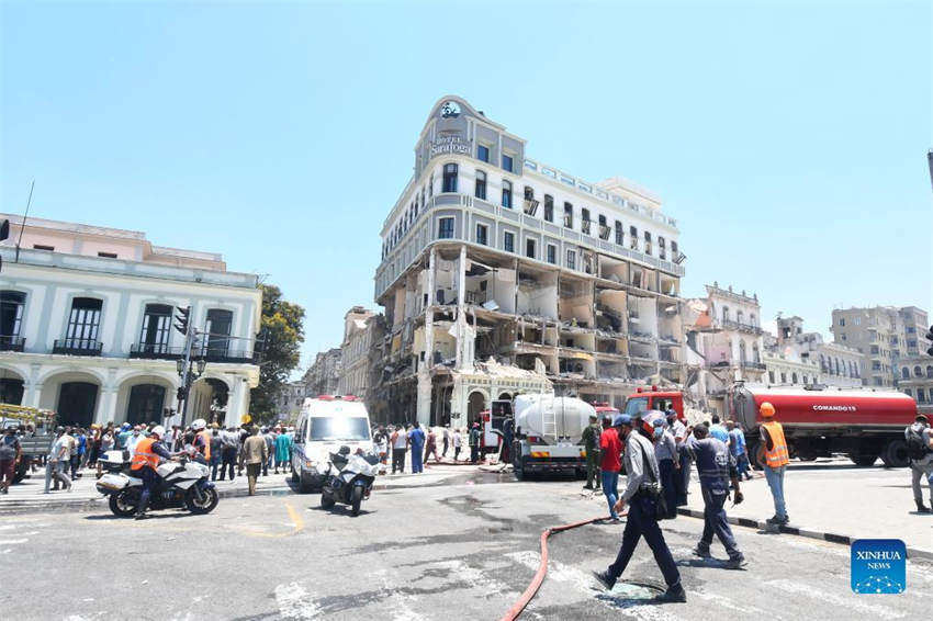 Pelo menos 8 pessoas morreram em explosão de hotel em Havana