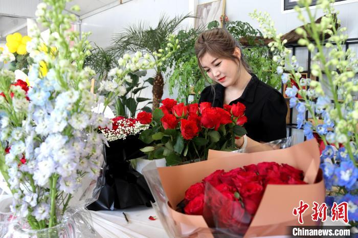 Dia dos Namorados na Internet: mercado de flores está movimentado