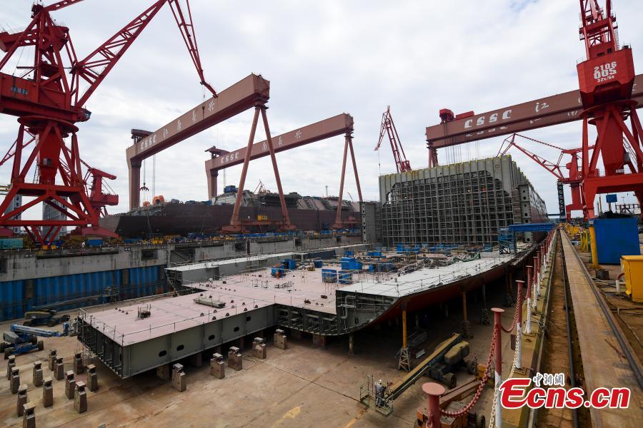 Empresa da construção naval em Shanghai tenta recuperar produção