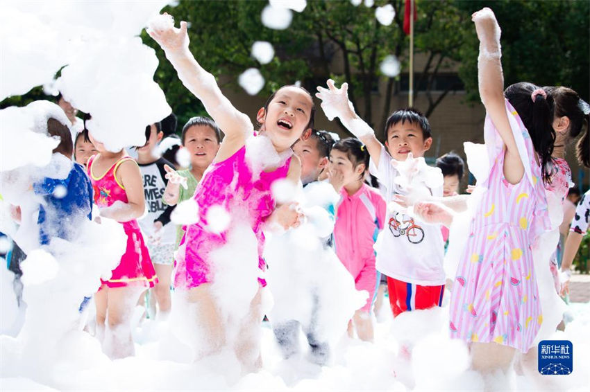 China celebra Dia Internacional das Crianças 