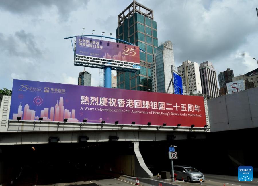 Galeria: Hong Kong comemora 25 anos do retorno à China