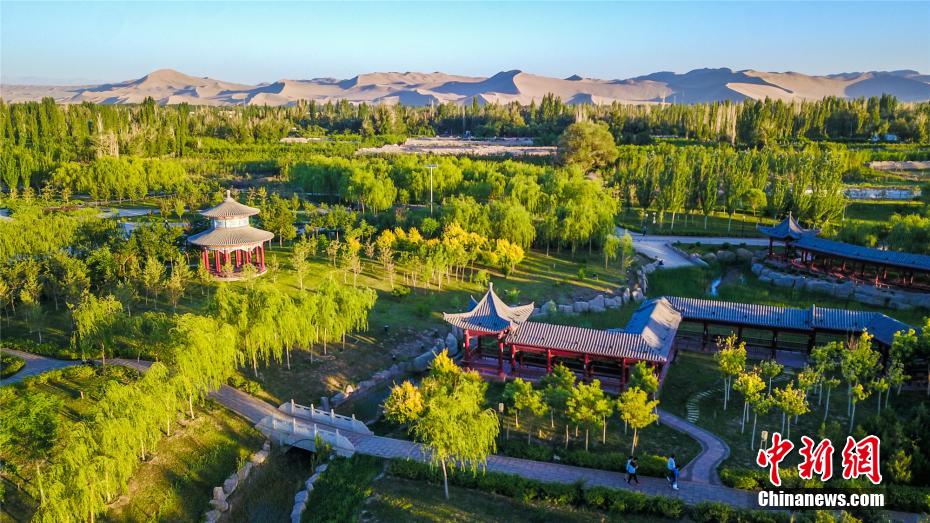 Galeria: paisagem desértica em "verde" no noroeste da China