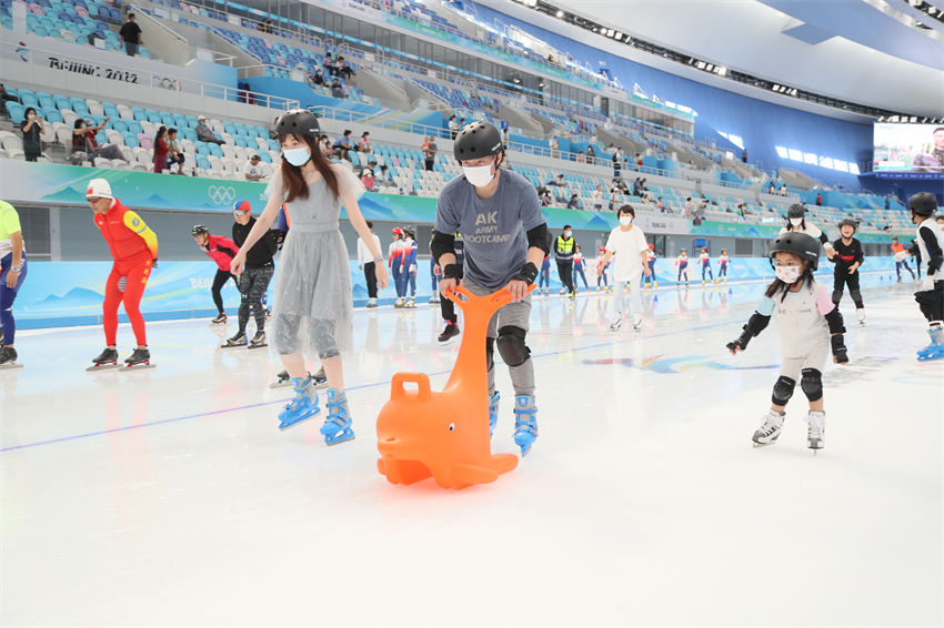 Beijing: Oval Nacional de Patinação de Velocidade está aberto ao público