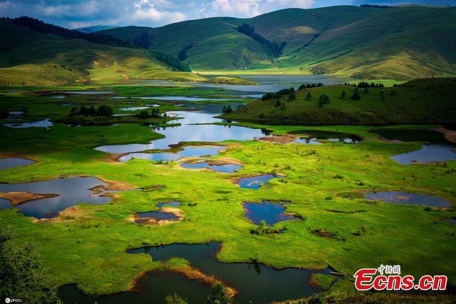 Galeria: lago pitoresco em Sichuan