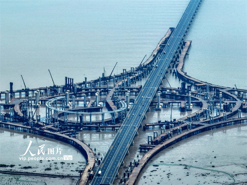 Maior viaduto marítimo da Ásia está em construção no leste da China
