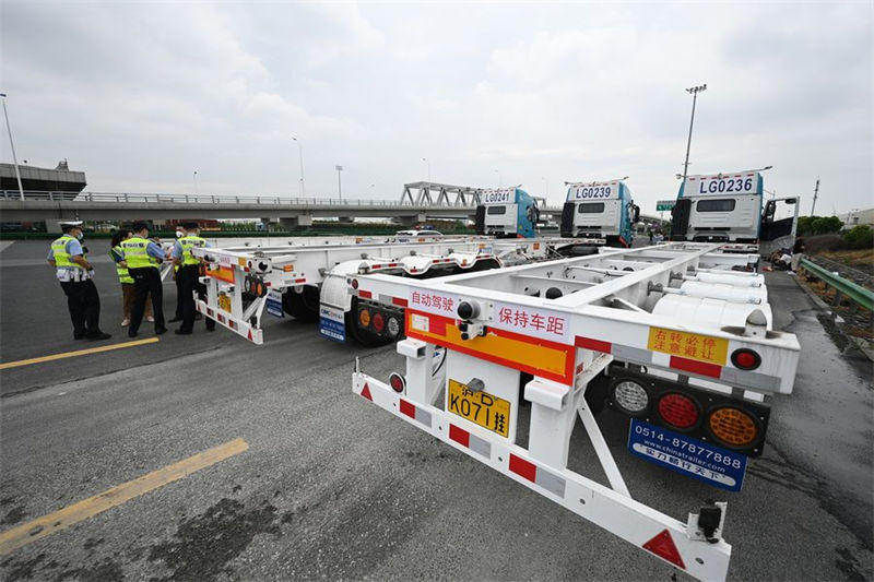 Shanghai: primeira pista de teste de condução autônoma entra em operação