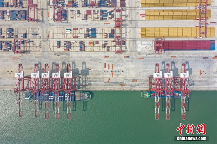 China: primeiro terminal de transporte multimodal totalmente automatizado do mundo entra em operação