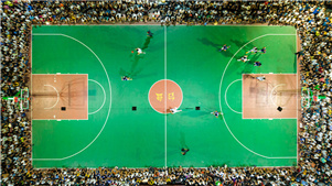 Guizhou: jogo de basquetebol de vila atrai atenção nacionalNeste verão, nada é mais popular do que os jogos de basquetebol realizados no condado de Taijiang, província de Guizhou, sudoeste da China. 