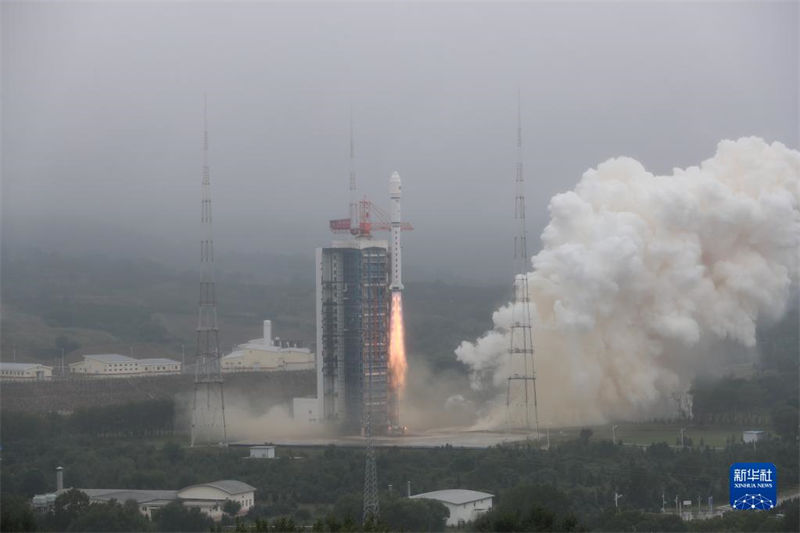 China lança satélite Beijing-3B com sucesso