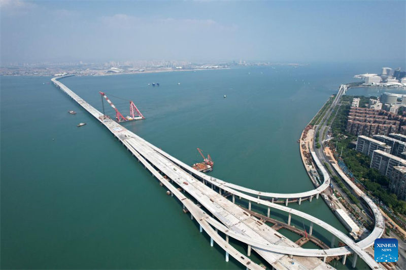 Fujian: ponte Xiang'an de 12 km completa fechamento