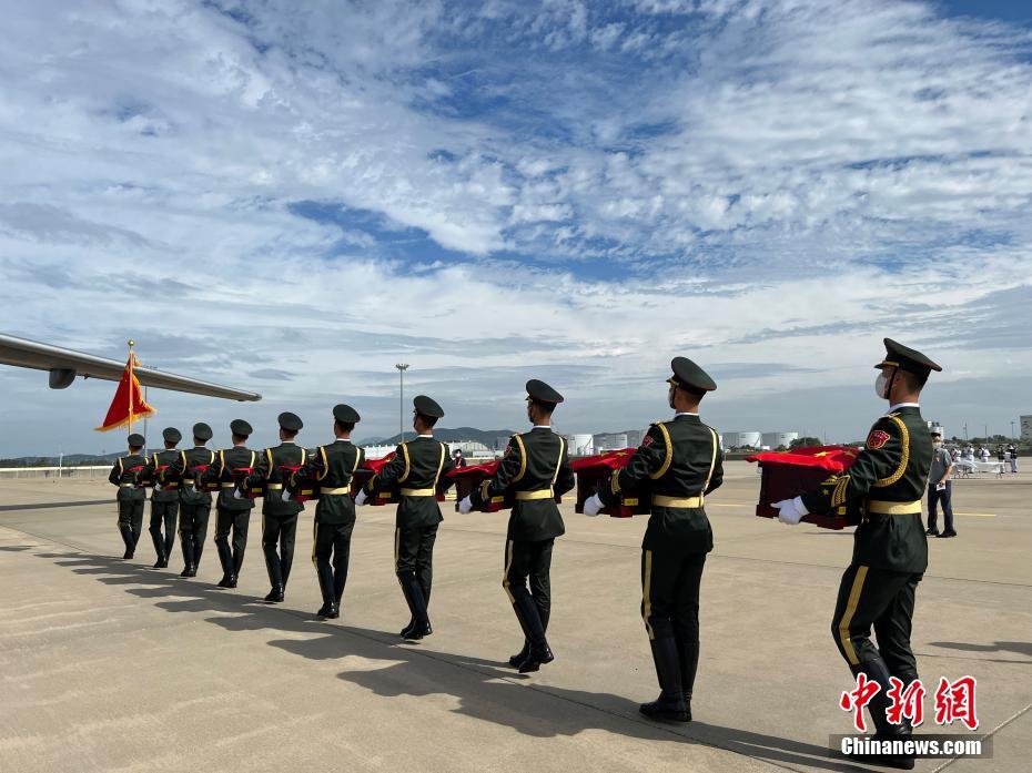 Nono lote de restos mortais de soldados chineses na Guerra da Coreia são devolvidos à China