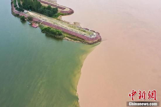 Galeria: confluência do rio Luo com o rio Amarelo