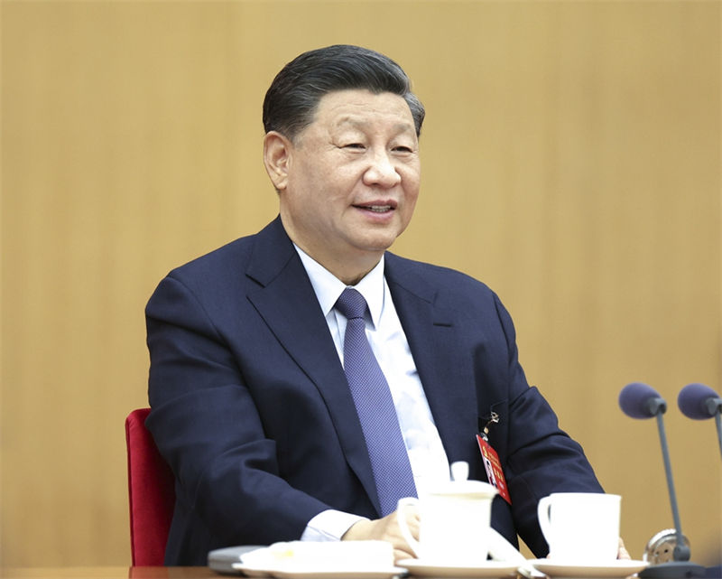 (Congresso do PCCh) Xi Jinping pede aos chineses que se unam com uma mente para realizar revitalização nacional