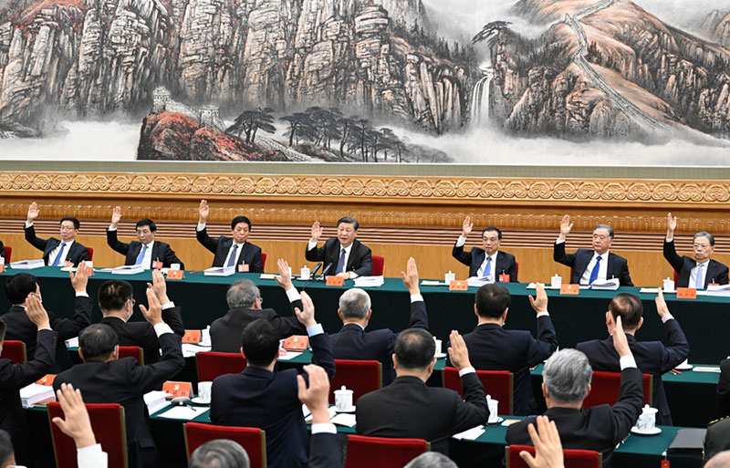 (Congresso do PCCh) Xi Jinping preside 2ª reunião do presidium do 20º Congresso Nacional do PCCh