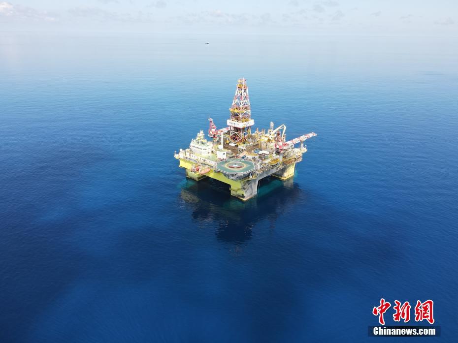 China descobre primeiro grande campo de gás de águas profundas