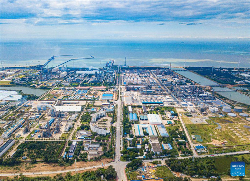 Parque industrial no porto livre de Hainan transforma-se numa base industrial de alta tecnologia