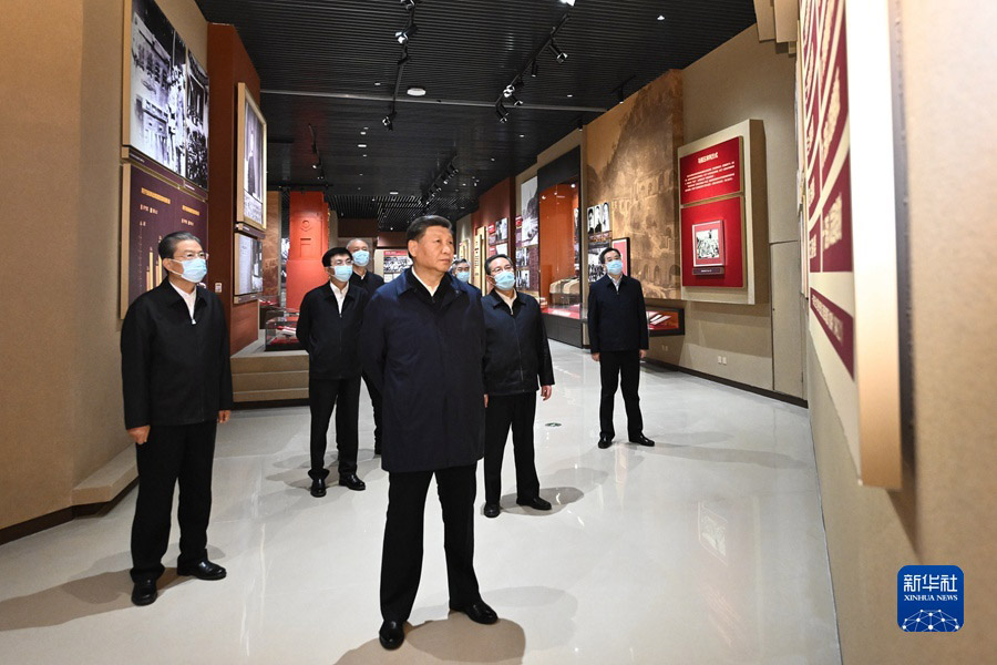 Xi Jinping leva liderança do PCCh à antiga base revolucionária