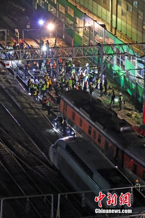 Coreia do Sul: trem de passageiros descarrila e deixa mais de 30 feridos