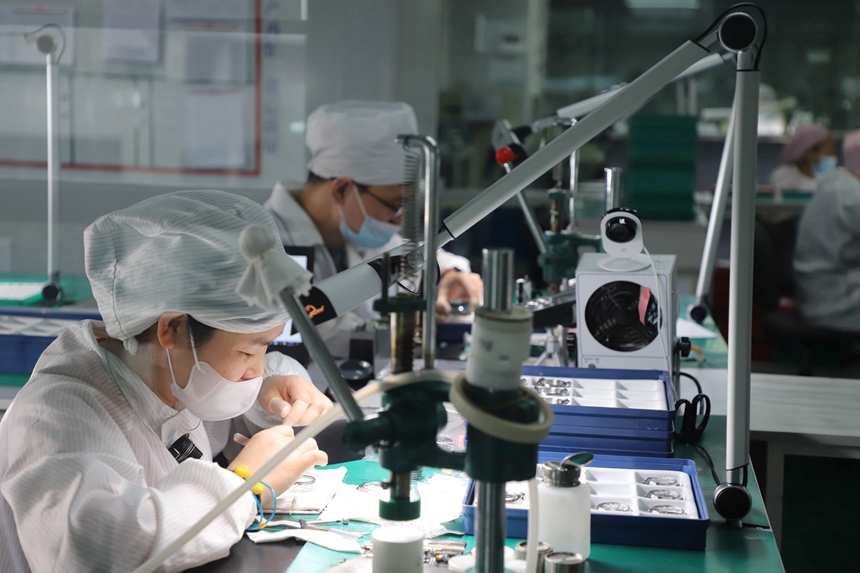 Shenzhen: capital chinesa dos relógios representa 42% da produção mundial