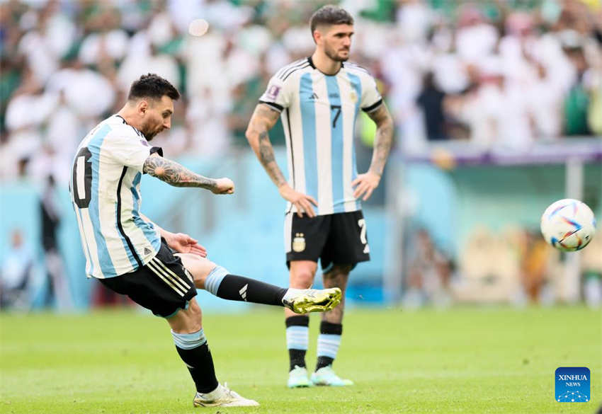 Copa do Mundo: Arábia Saudita vence Argentina no Grupo C